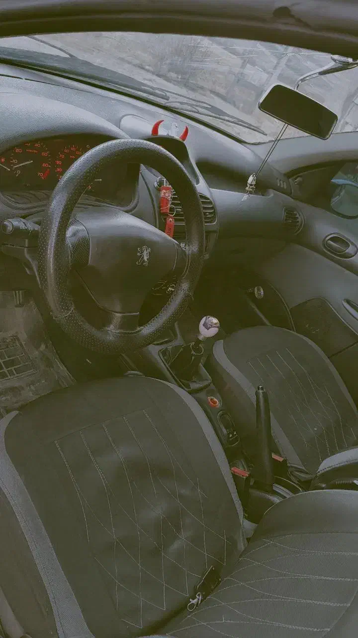 ۲۰۶مدل ۸۲ فرانسوی|خودرو سواری و وانت|خوانسار, |دیوار