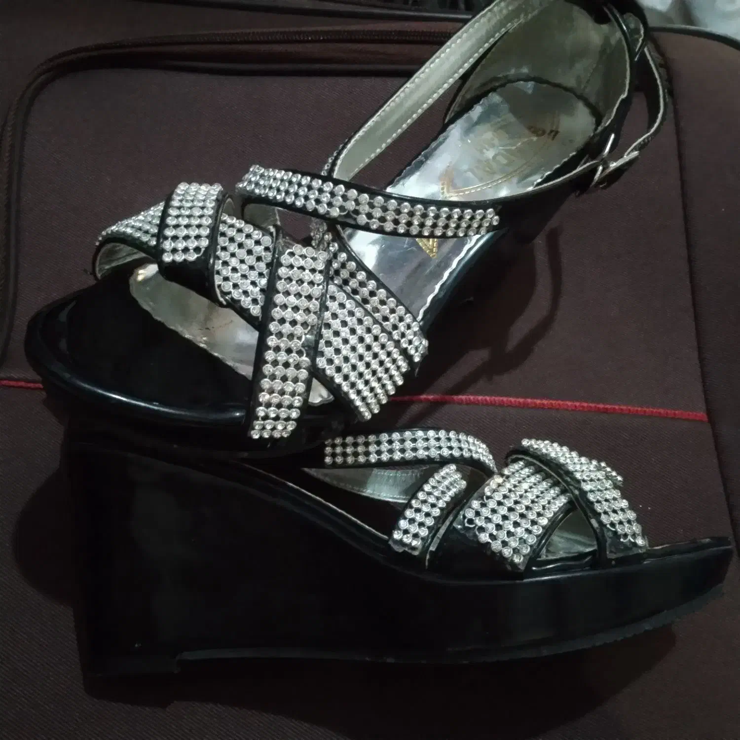 صندل مجلسی دخترانه|کیف، کفش، کمربند|اصفهان, بهرام‌آباد|دیوار