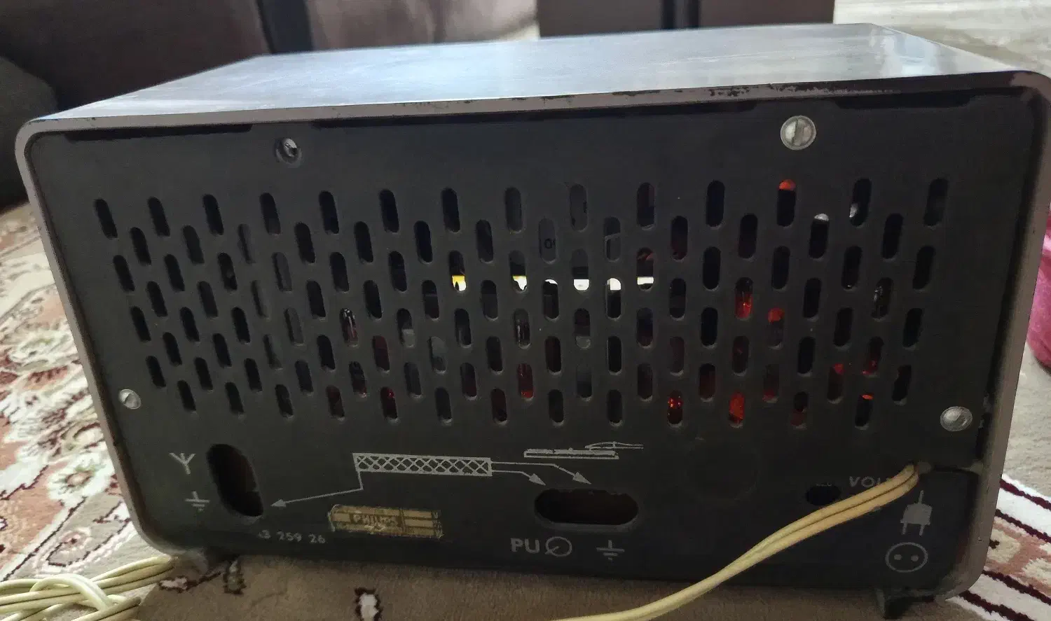 رادیو قدیمی دکوری|کلکسیون اشیاء عتیقه|شاهین‌شهر, شهرک هشت بهشت|دیوار