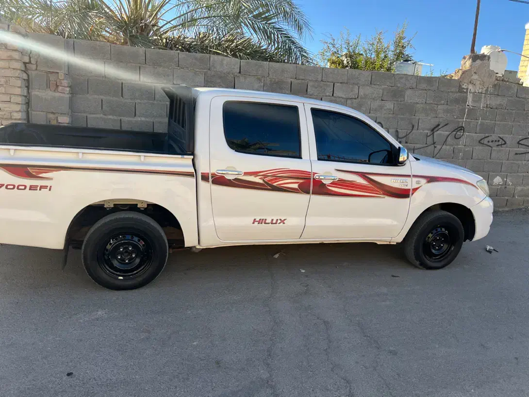 هایلوکس پاکوتاه مدل ۲۰۰۹|خودرو سواری و وانت|سراوان, |دیوار