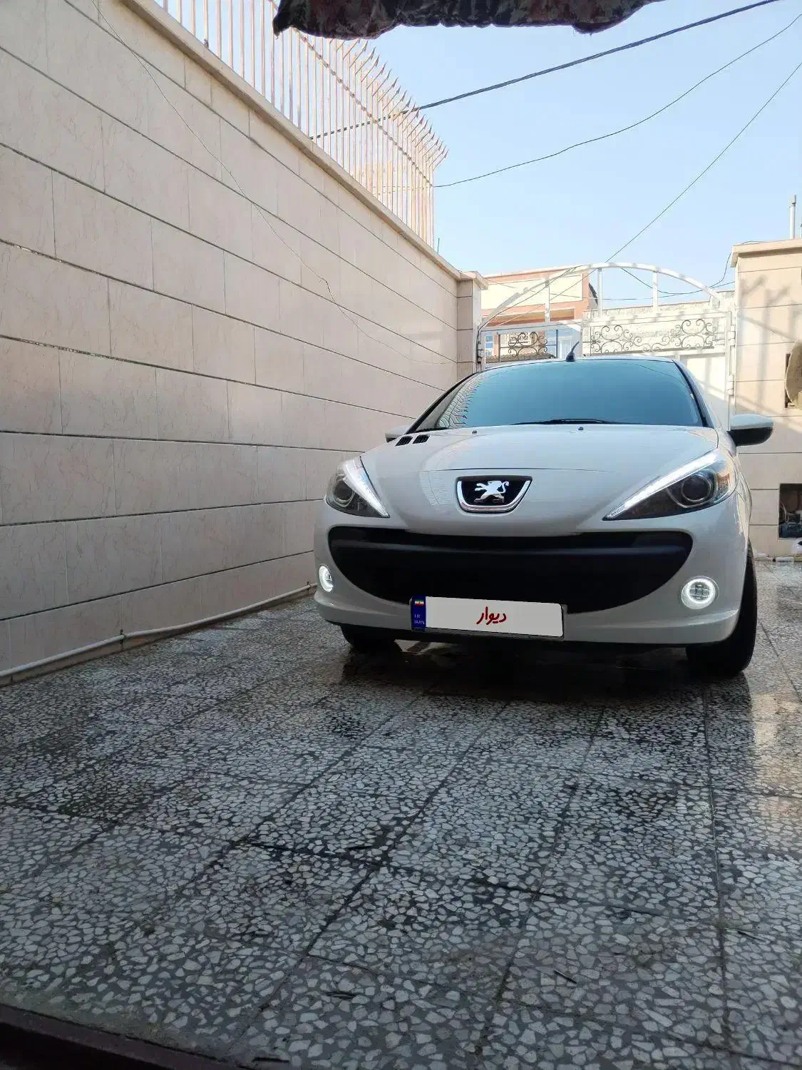 207 مدل 96|خودرو سواری و وانت|برازجان, |دیوار