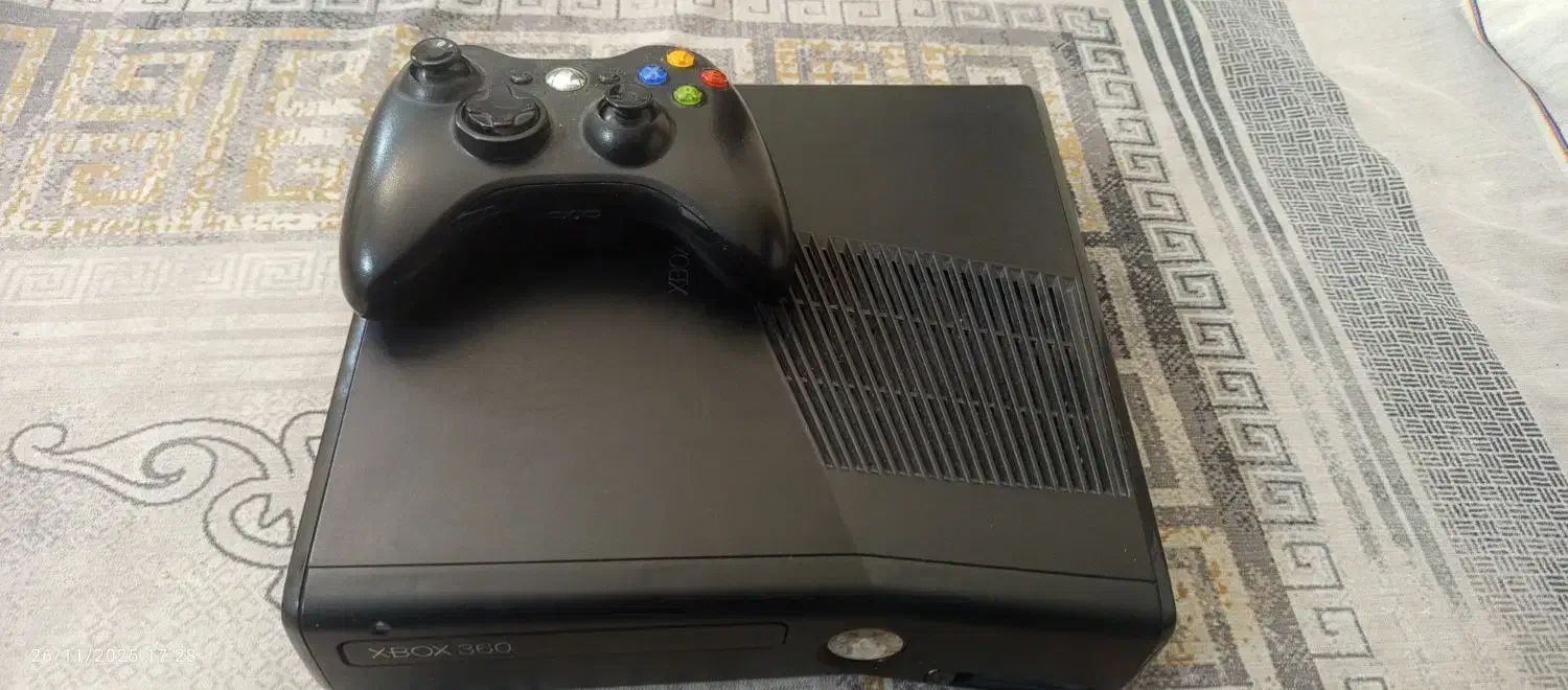 ایکس باکس ۳۶۰اسلیم|کنسول، بازی ویدئویی و آنلاین|ری, شهادت|دیوار