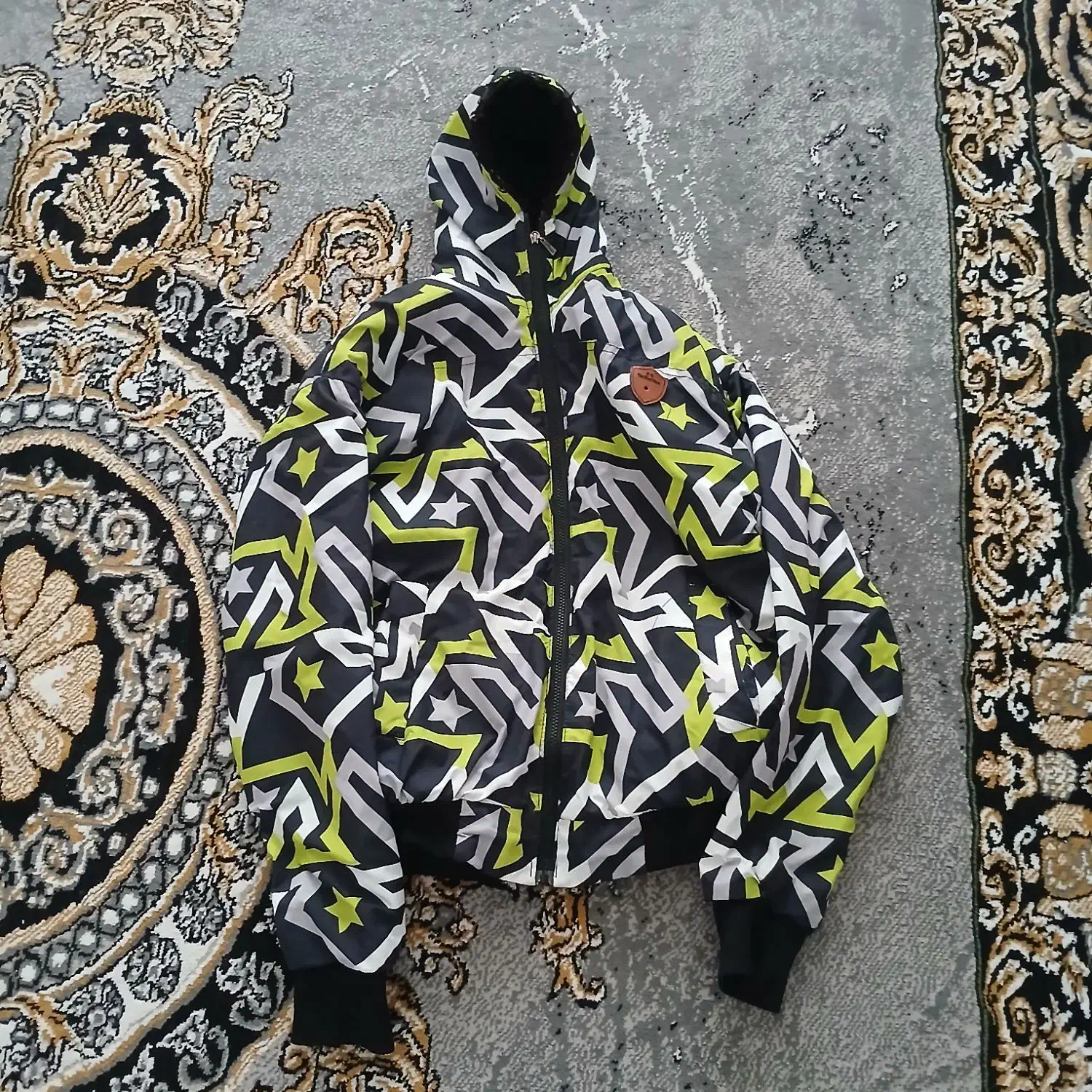 کاپشن بادگیر داخل خزدار|لباس|نی‌ریز, |دیوار