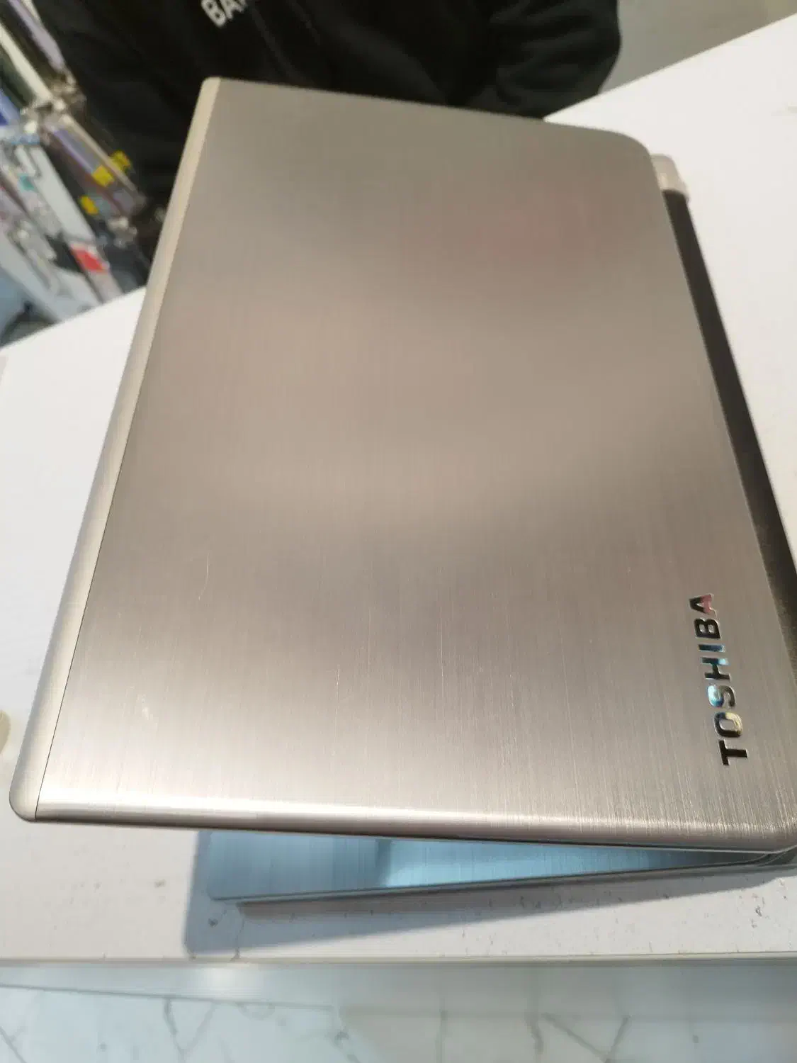 لپ تاب توشیبا|رایانه همراه|فردیس, فردیس|دیوار