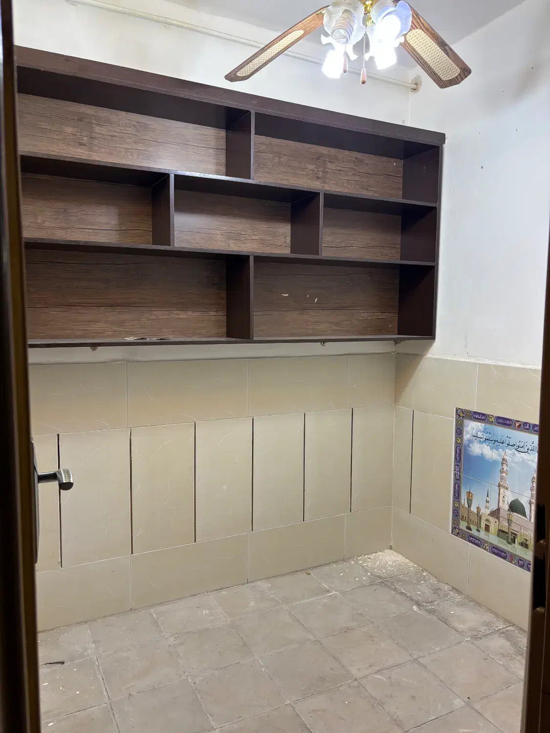 قفسه کتابخانه دست دوم|کتابخانه، شلف، قفسههای دیواری|سیرجان, |دیوار