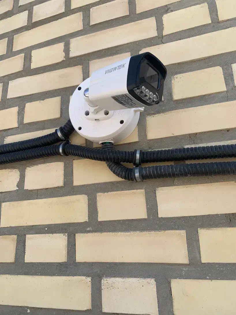 (*نصب و فروش انواع دوربین های مدار بسته)|خدمات پیشه و مهارت|همدان, |دیوار