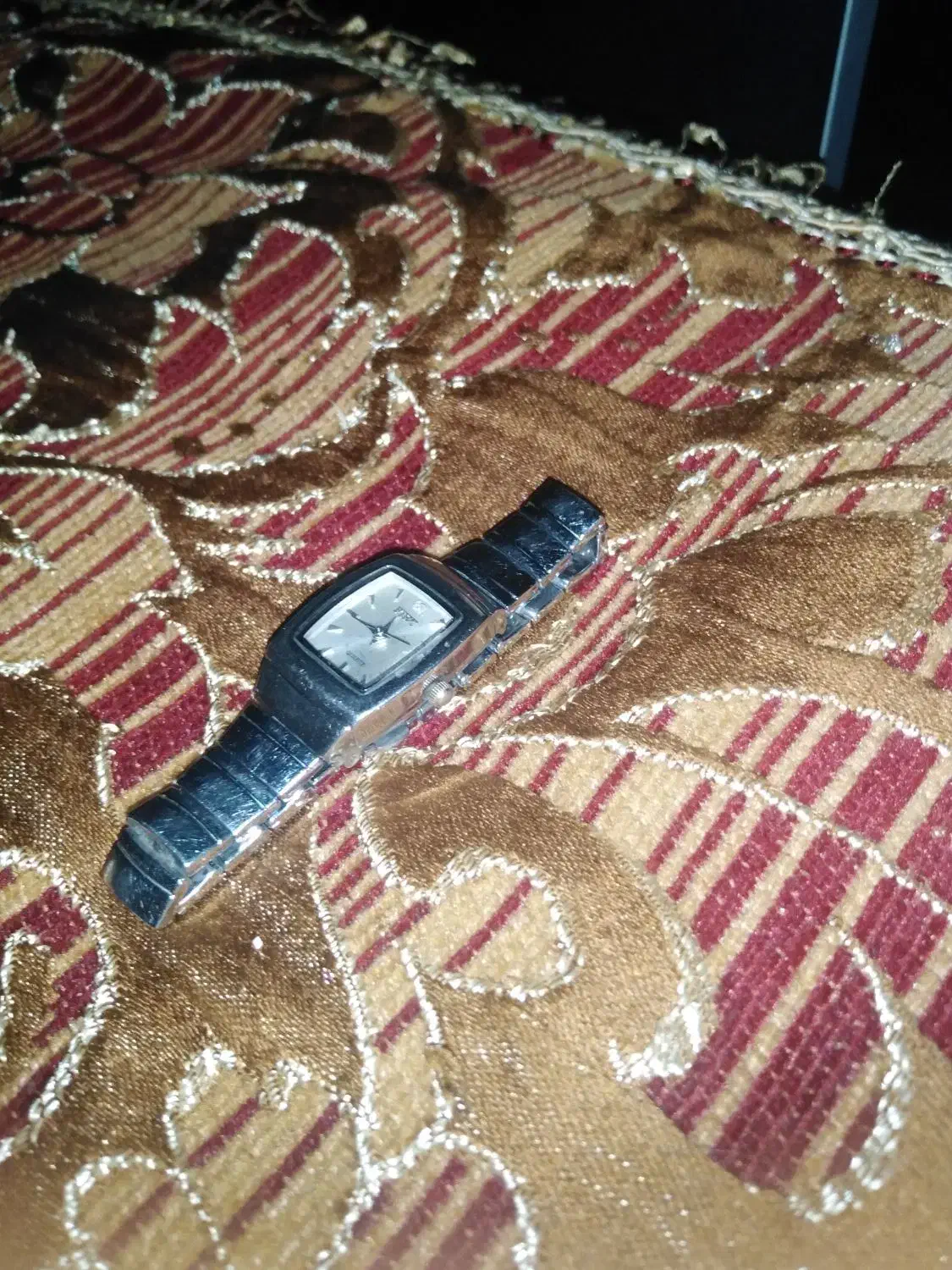 ساعت مردانه|ساعت|بم, |دیوار