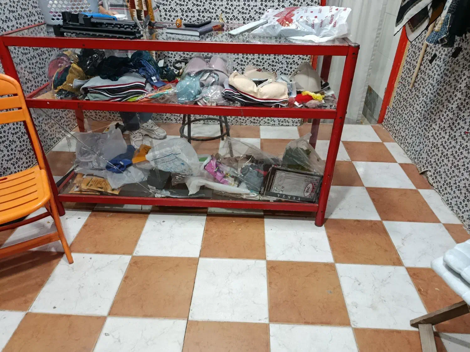 ویترین|فروشگاه و مغازه|سنندج, |دیوار