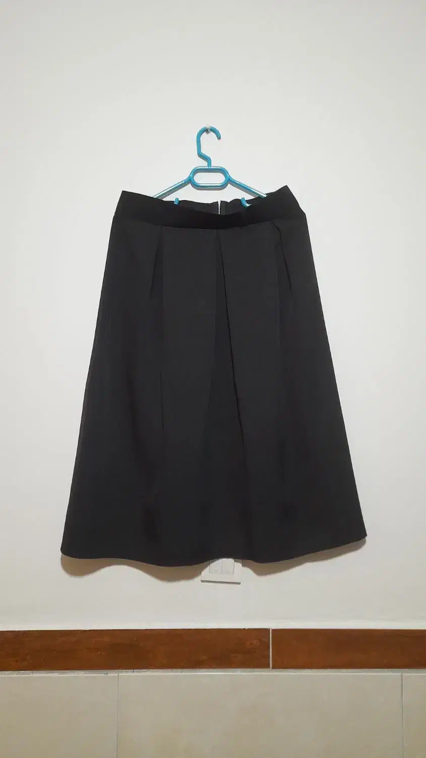 دامن پیلی(حصارک پایین)|لباس|بهارستان, |دیوار