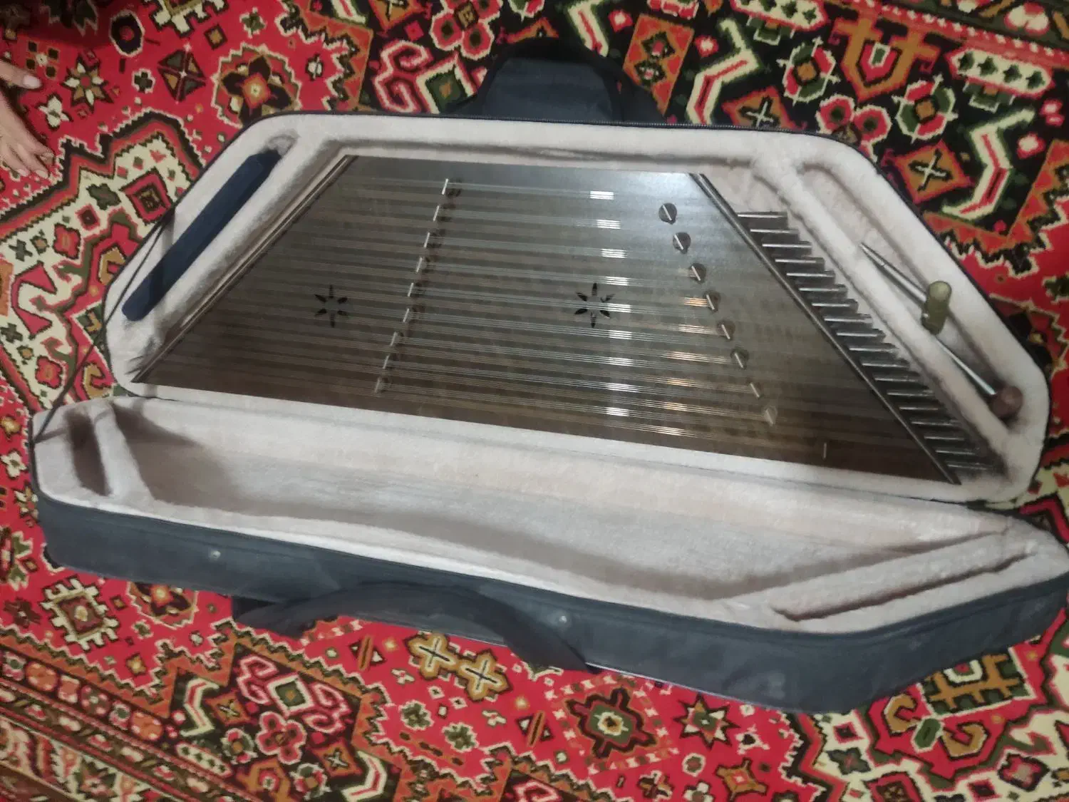 سنتور|سازهای سنتی|خرم‌آباد, |دیوار