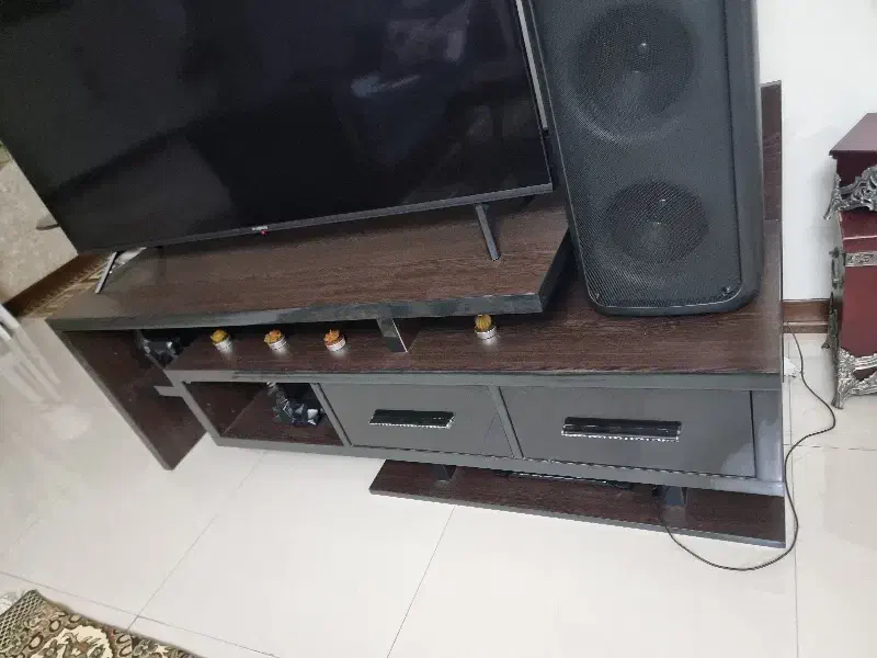 میز تلوزیون ۱۵۰در۵۰|میز تلویزیون|بابل, |دیوار