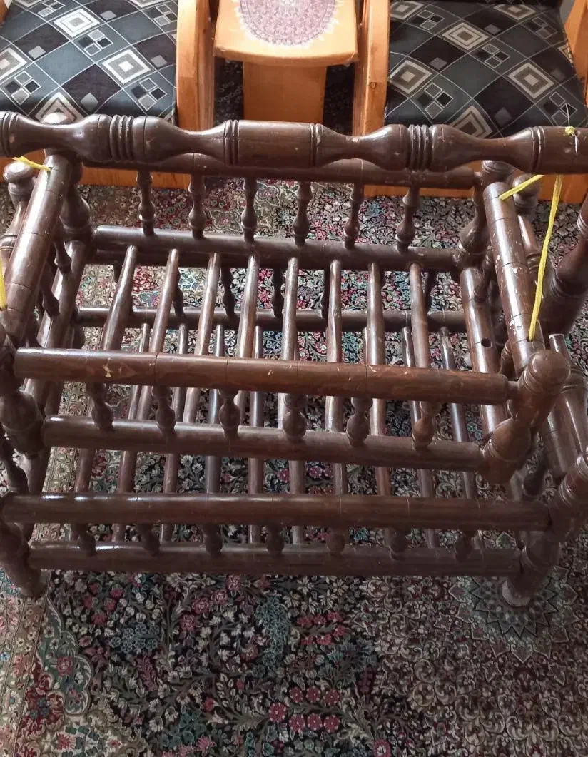 گهواره نوستالژیک چوبی|تخت و صندلی بچه|کرمان, |دیوار