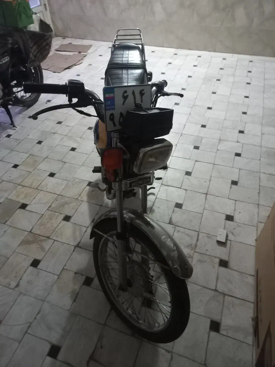 هندا93|موتورسیکلت|قم, شهدا|دیوار