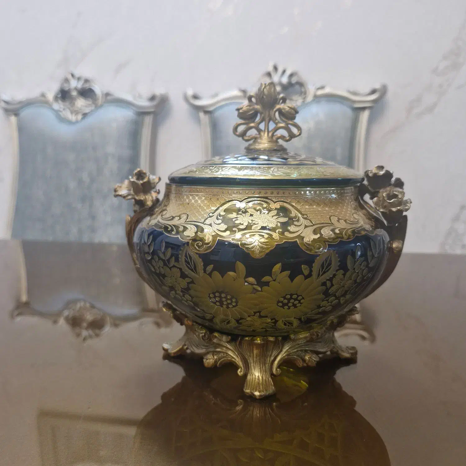 میوه خوری و شکلات خوری کریستال پایه برنج آب طلا|ظروف سرو و پذیرایی|مشهد, شهید فرامرز عباسی|دیوار