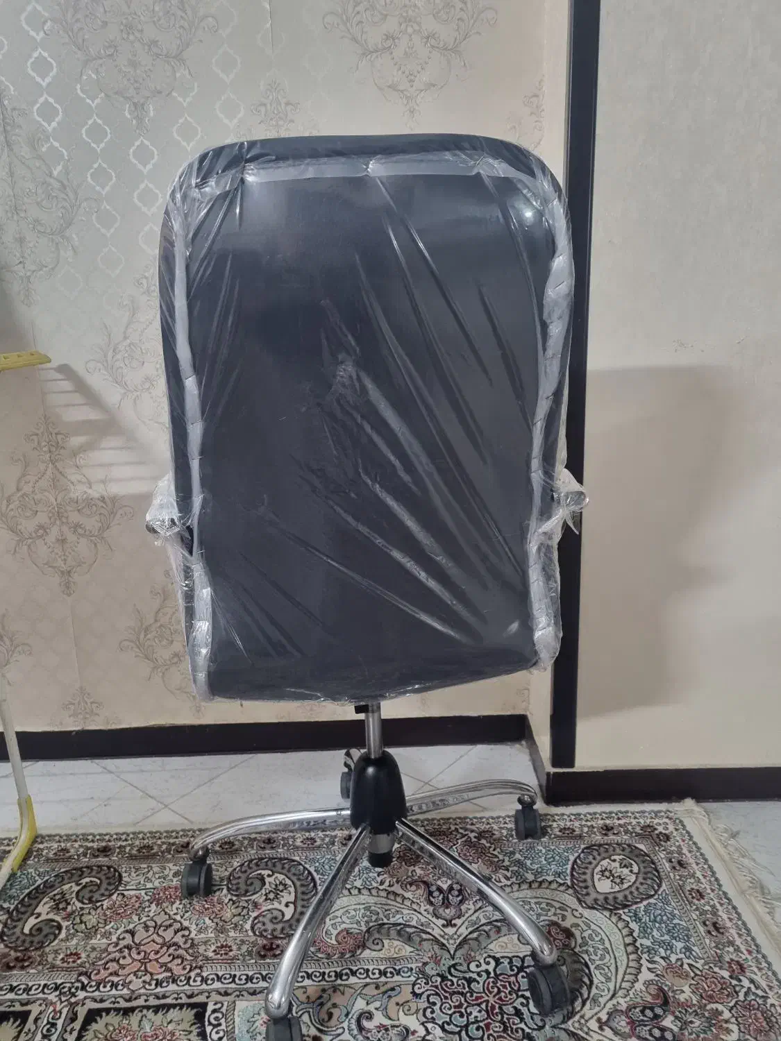 صندلی|صندلی و نیمکت|قرچک, مهدیه|دیوار