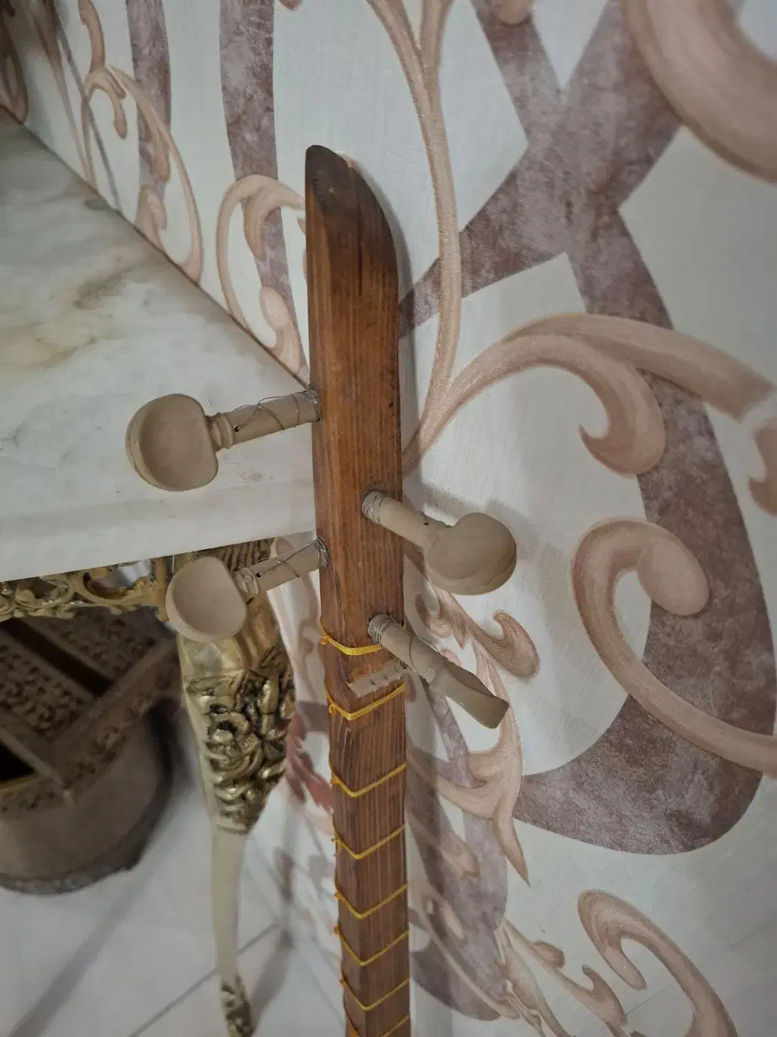 سه تار|سازهای سنتی|کرج, خرمدشت|دیوار