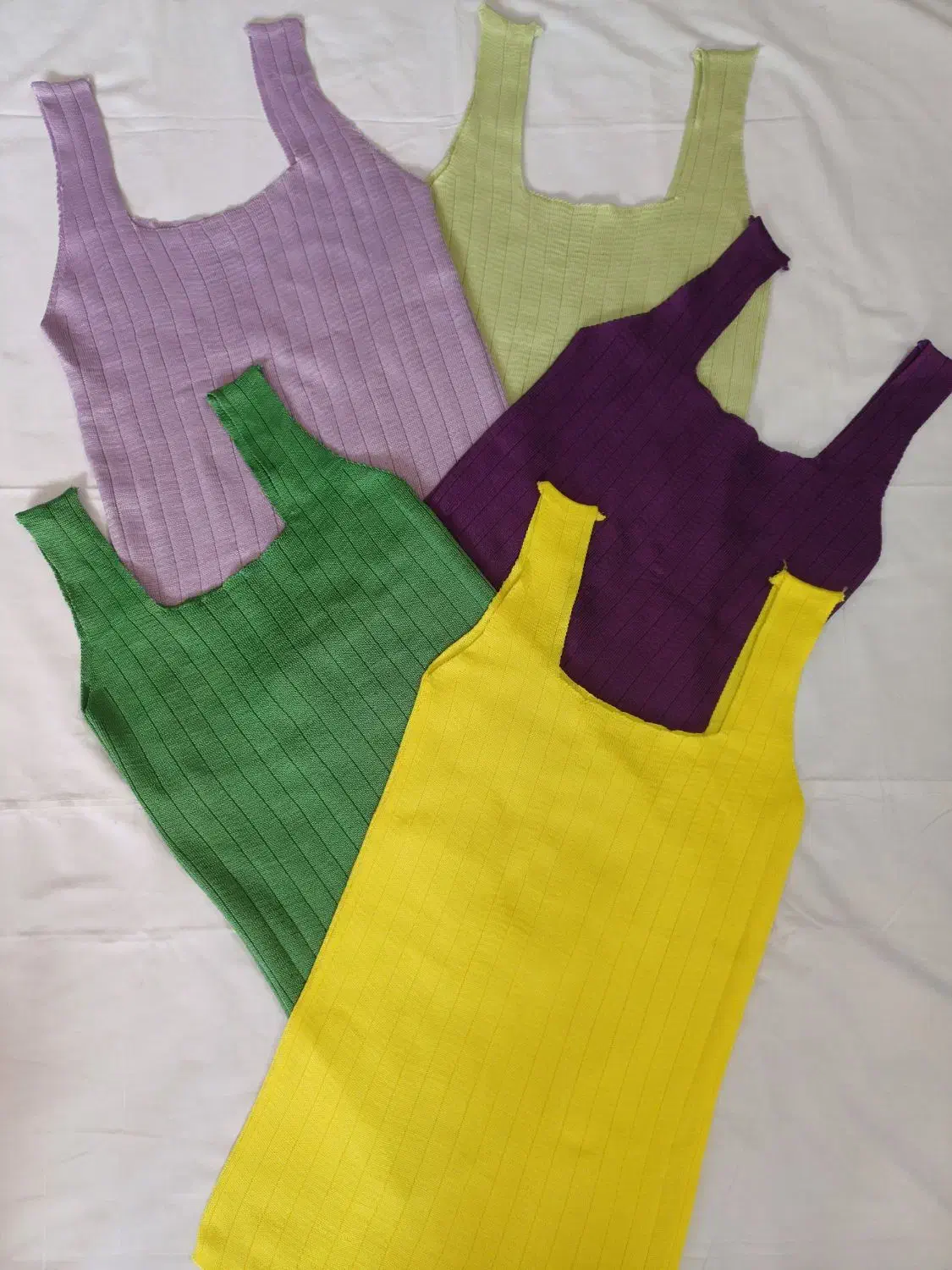 تاپ کشبافت|لباس|قم, باغ کرباسی|دیوار