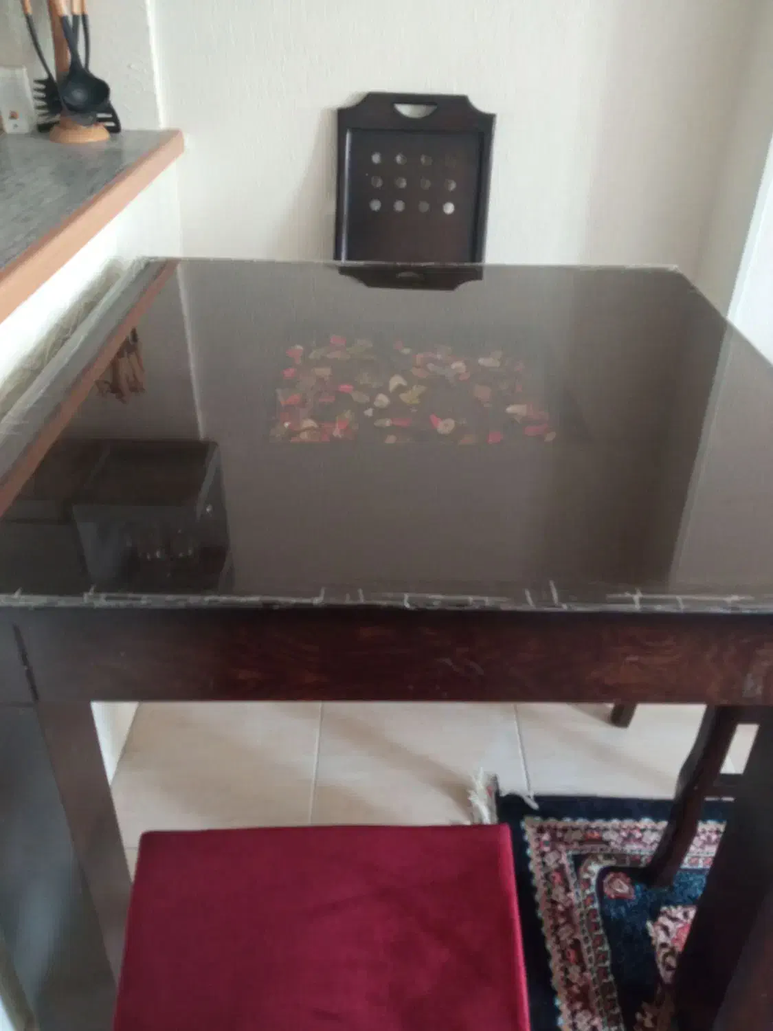 میزغذاخوری 4نفره ام دی اف کاملا سالم درفدک|میز و صندلی غذاخوری|شاهین‌شهر, فدک|دیوار