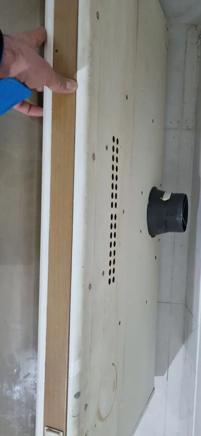 هود|هود|شاهینشهر, حافظ جنوبی|دیوار