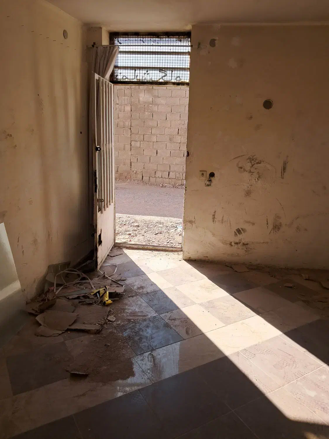 اتاق مناسب برای انبار|اجارهٔ مغازه و غرفه|کرمان, |دیوار