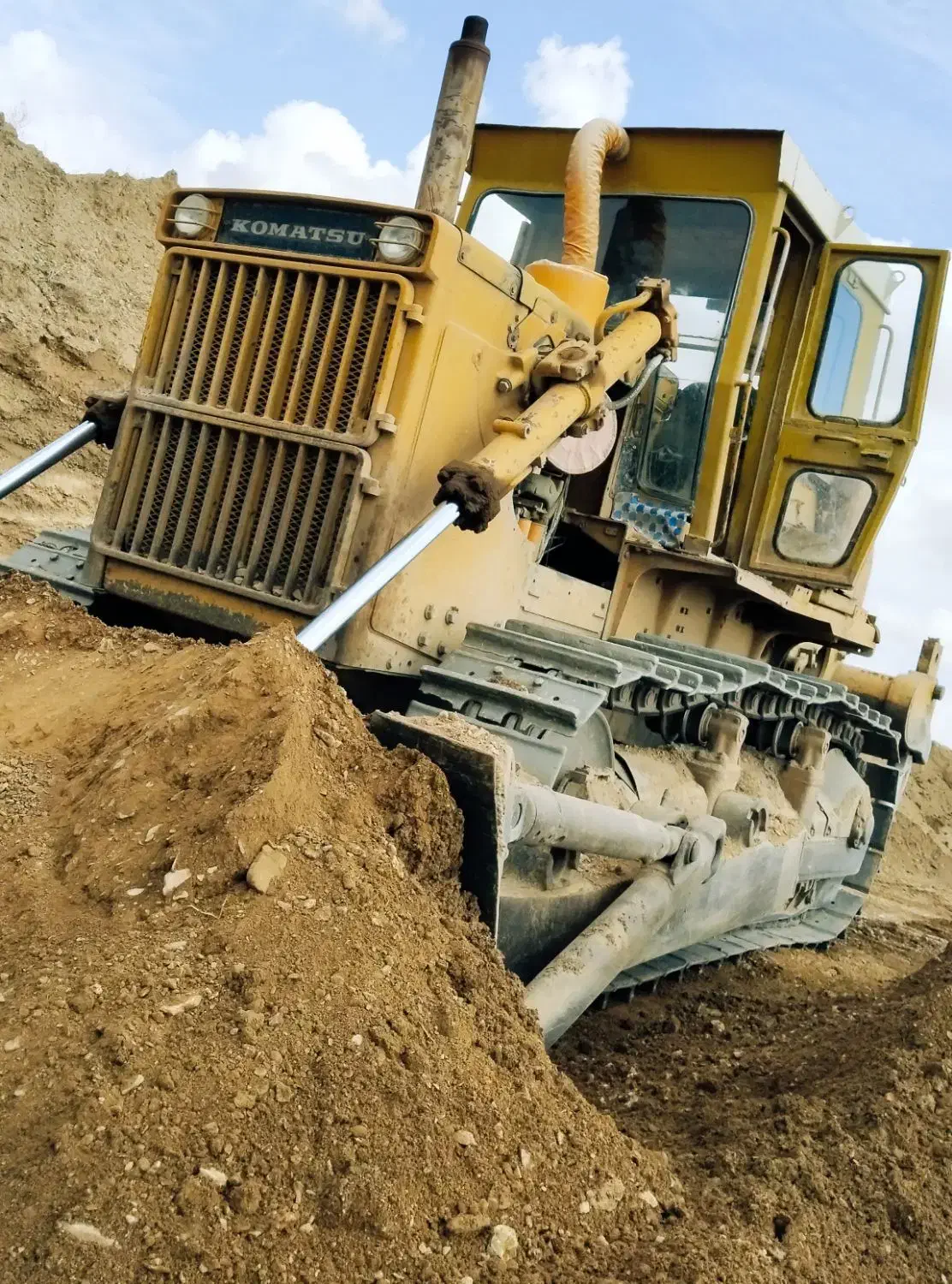 دستگاه بولدذر 85|خودرو سنگین|قائن, |دیوار