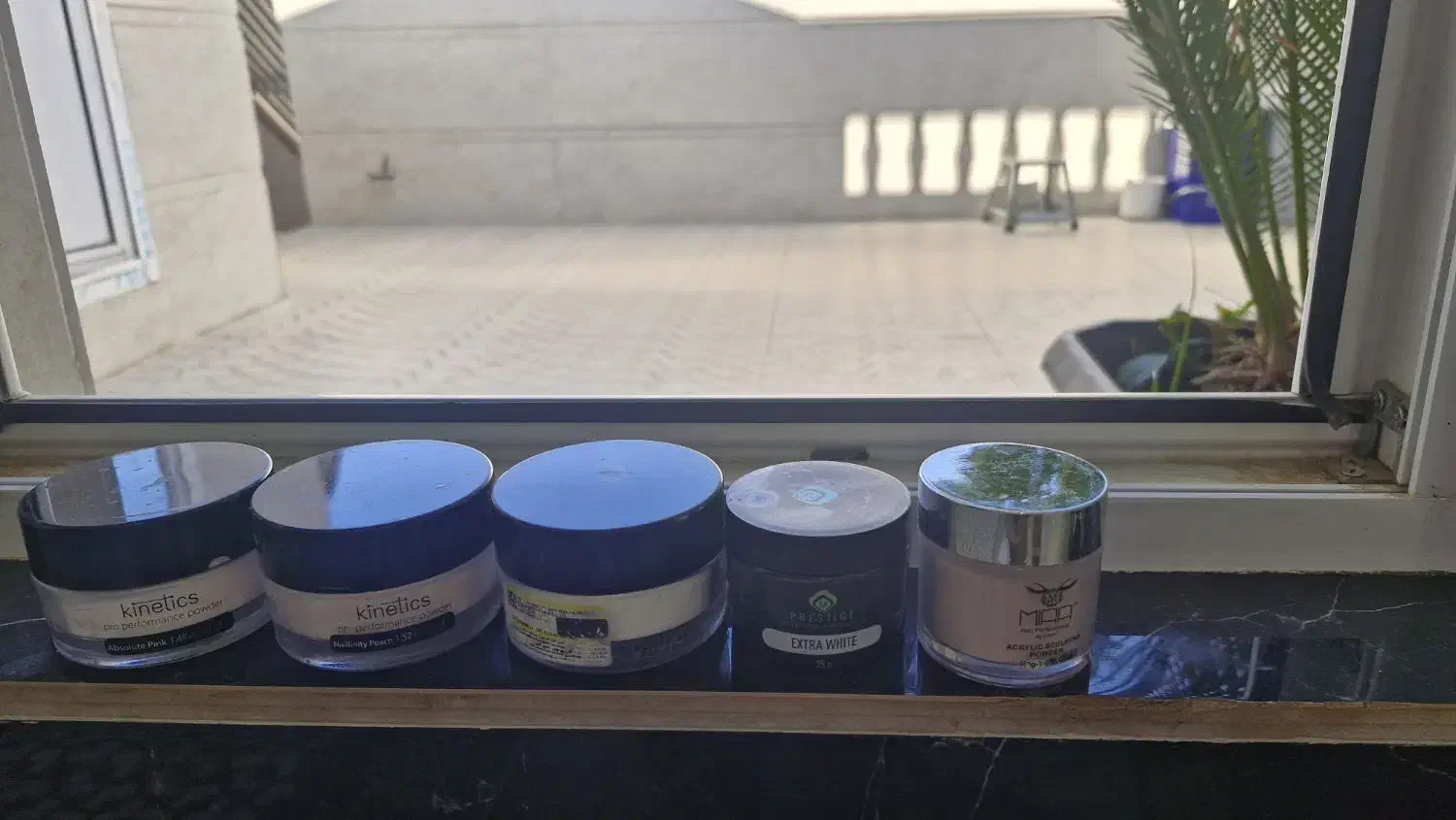 پودر کاشت ناخن|آرایشگاه و سالنهای زیبایی|کوهدشت, |دیوار