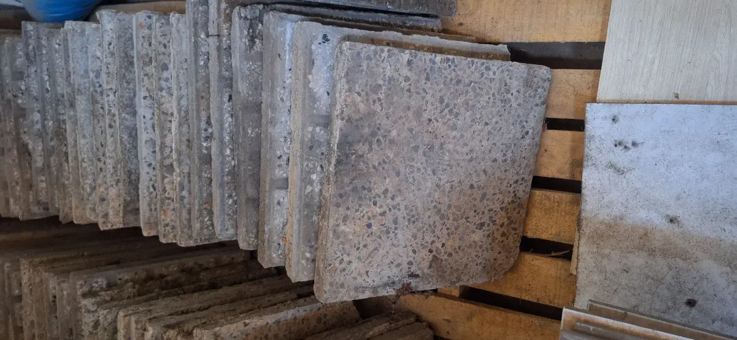 حدود ۱۰۰ قطعه ۳۰ در ۳۰ موزاییک امروز با تخفیف|حراج|گرگان, |دیوار