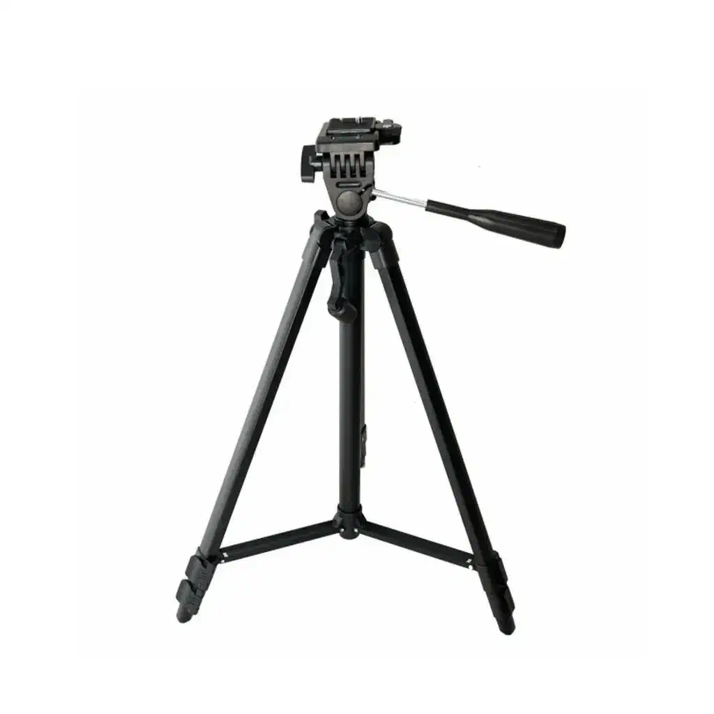 دوربین canon80D|دوربین عکاسی و فیلم‌برداری|قم, زنبیل آباد|دیوار