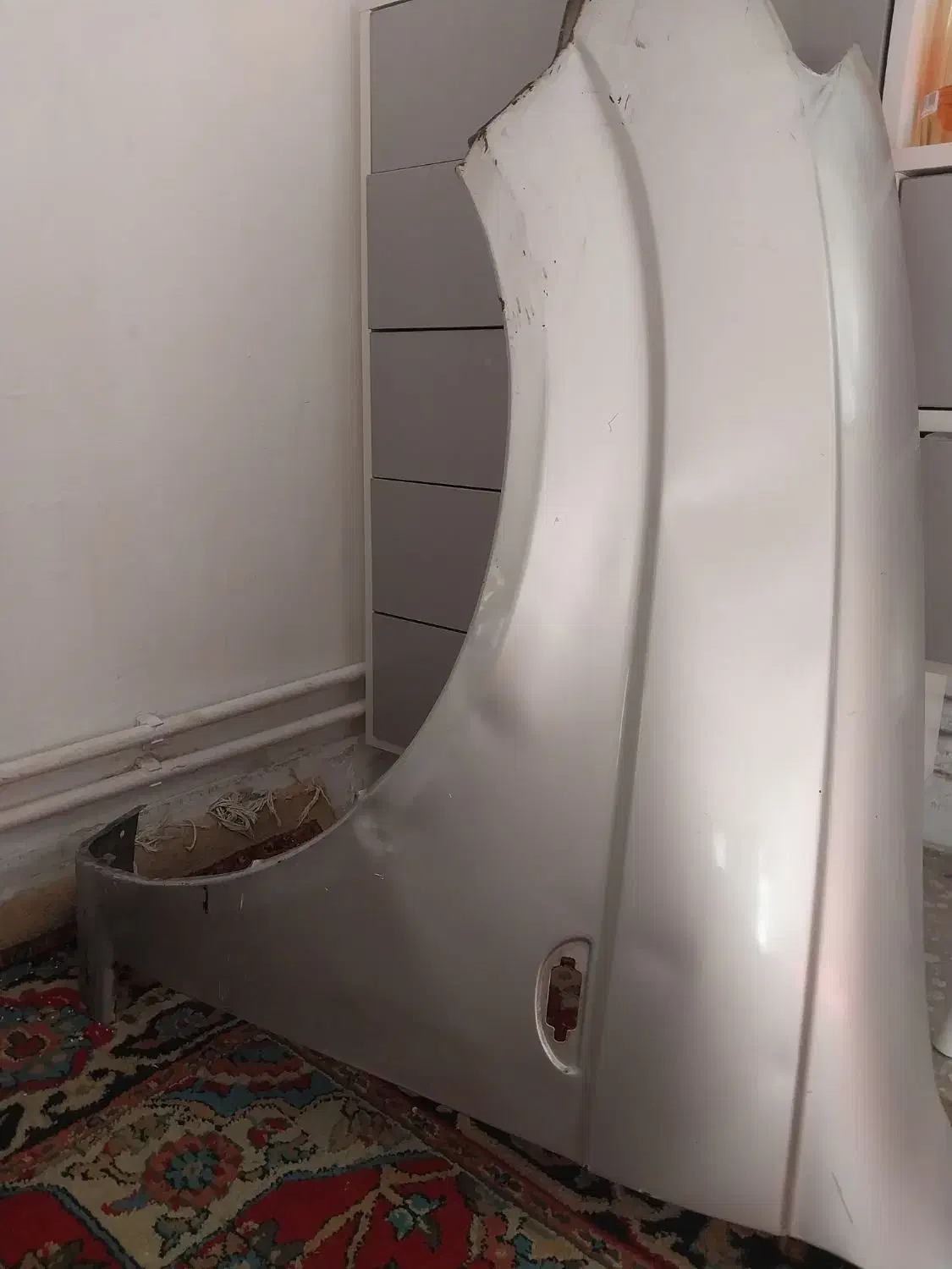 گلگیر تیبا سمت راننده نقره ای فابریک|قطعات یدکی و لوازم جانبی|فردیس, منظریه|دیوار