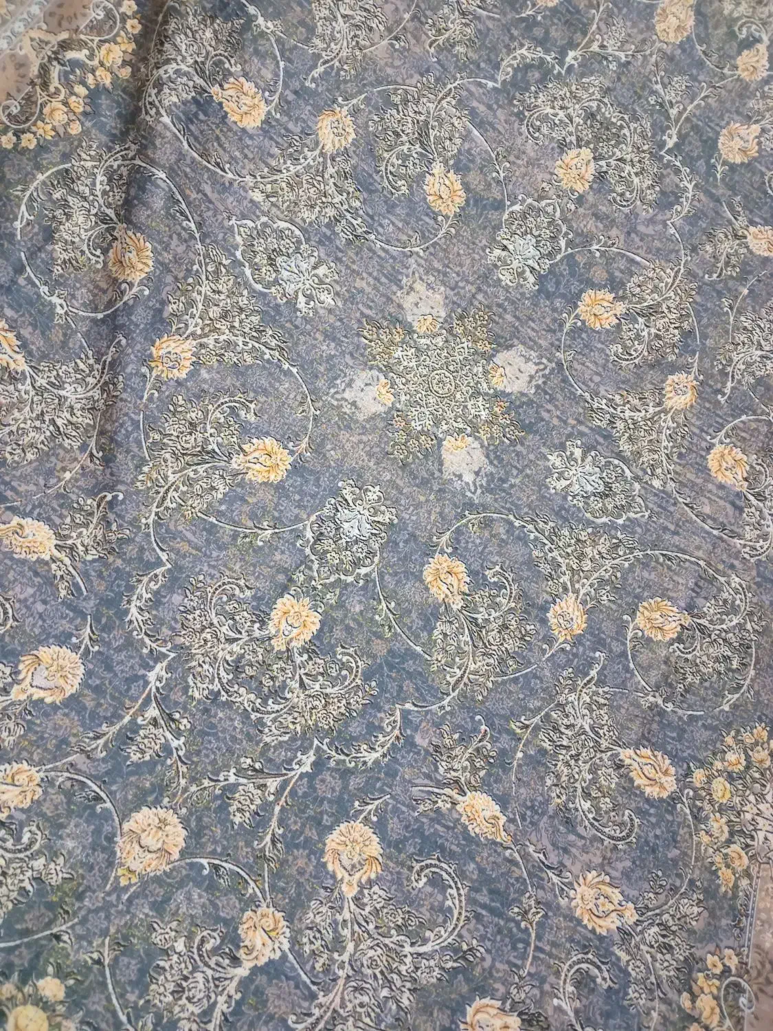 روفرشی|روفرشی|تهران, آهنگ|دیوار