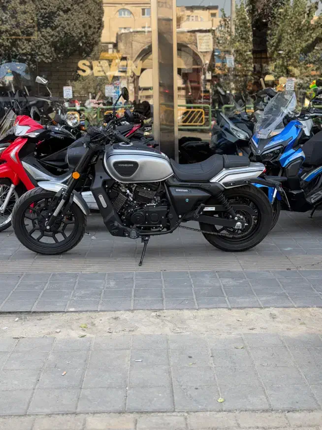 هیوسانگ اکویلا ۲۵۰ صفر|موتورسیکلت|تهران, امیریه|دیوار