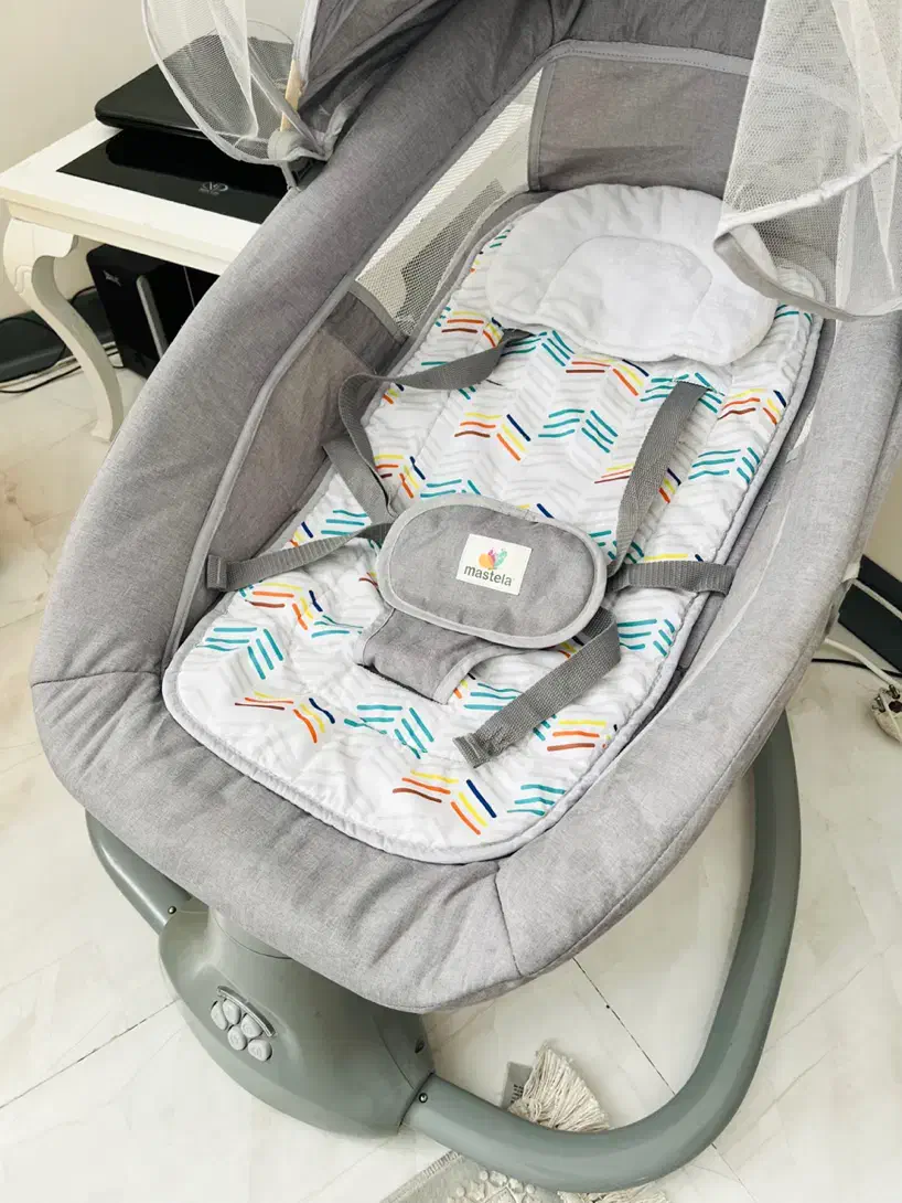 گهواره برقی ماستلا و صندلی ماشین|تخت و صندلی بچه|هشتگرد, فاز ۱ مهستان|دیوار