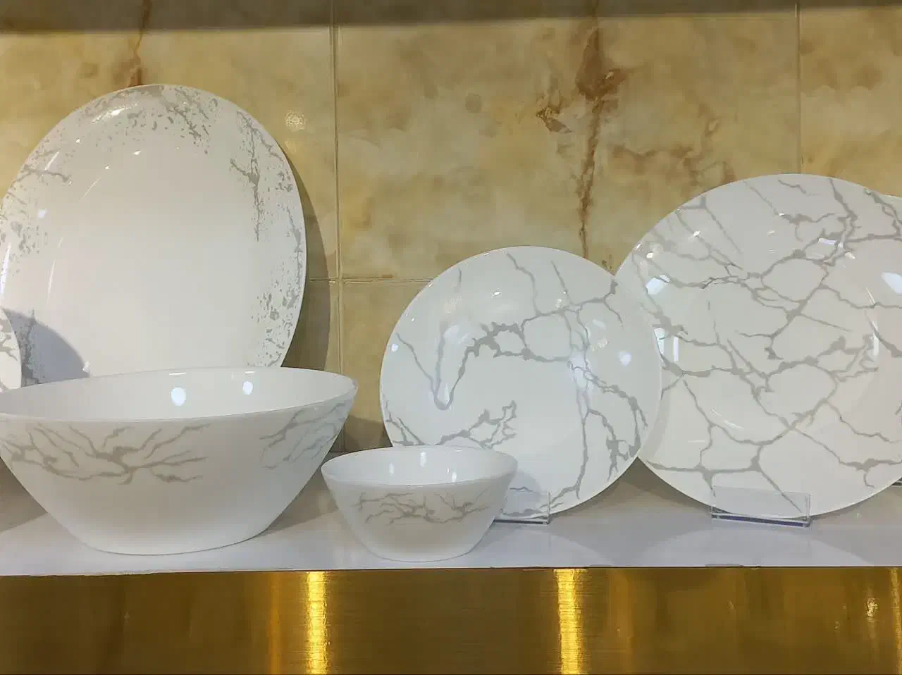 سرویس آرکوپال رایگان جایزه خرید|ظروف سرو و پذیرایی|قم, باغ شریفی|دیوار