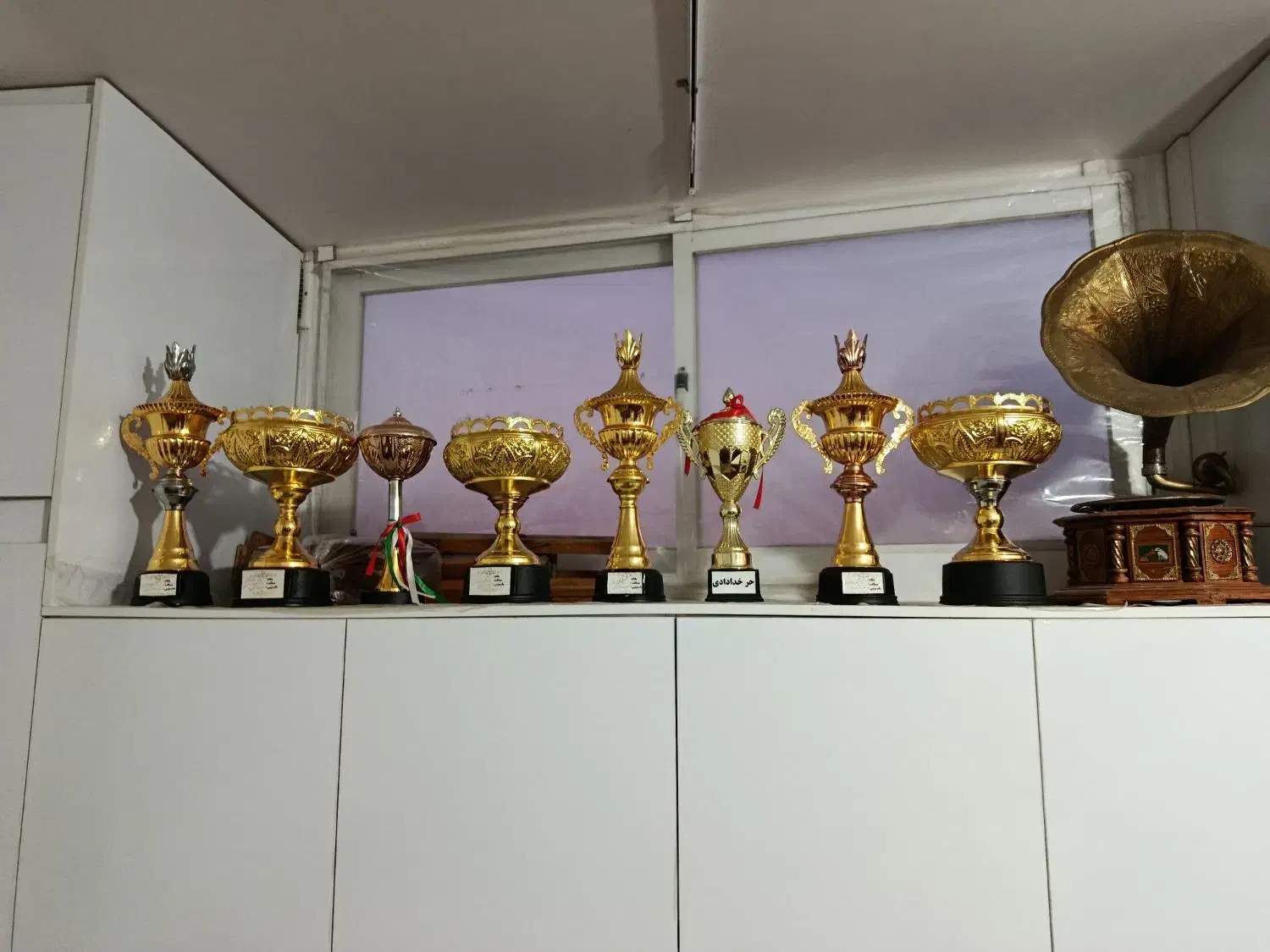 پلاکی مسافتی|پرنده|پیر بکران, |دیوار