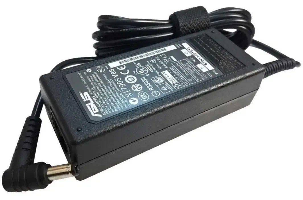 مرکز تخصصی آداپتور لپ تاپ،فیش پرینتر و لیبل پرینتر|قطعات و لوازم جانبی رایانه|رشت, سعدی (تختی)|دیوار