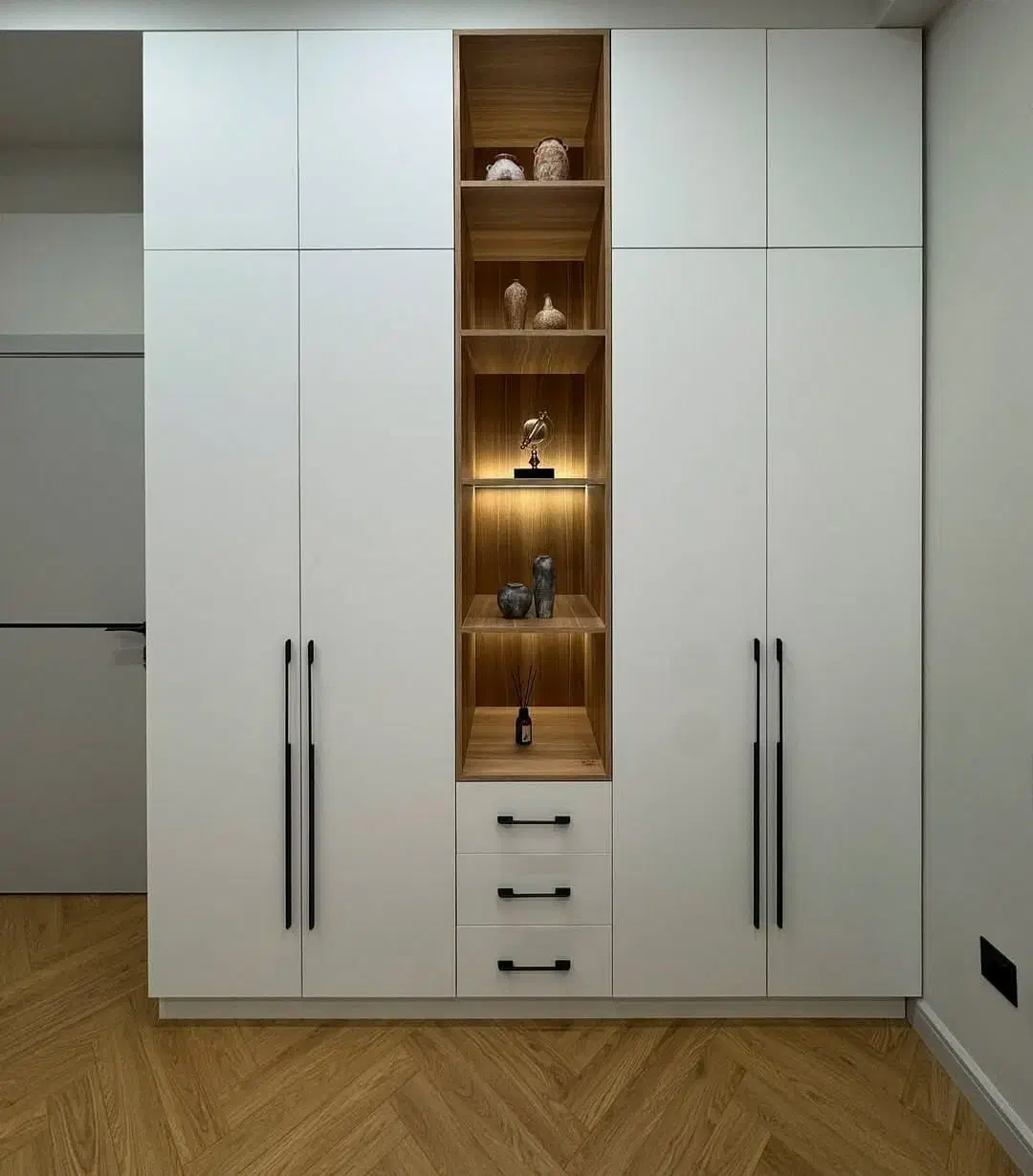 اجرای تخصصی انواع کابینت آشپزخانه و کمد دیواری|خدمات پیشه و مهارت|جم, |دیوار