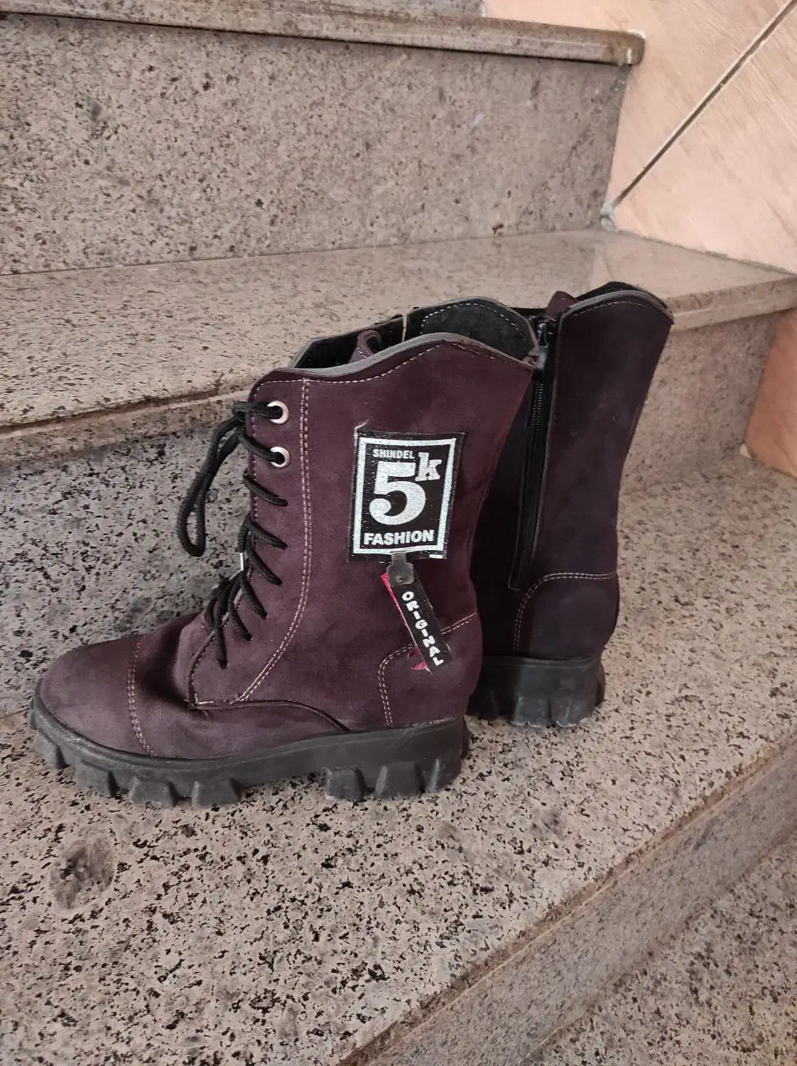 پوتین|کیف، کفش، کمربند|شیراز, شهرک والفجر|دیوار