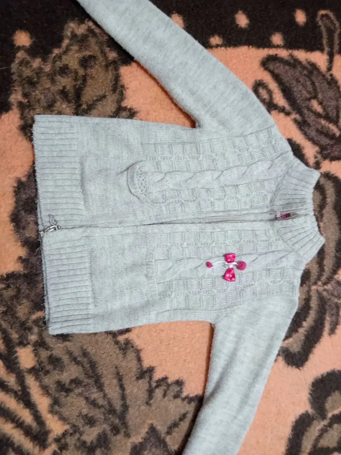 بافت دخترانه|لباس|خوی, |دیوار