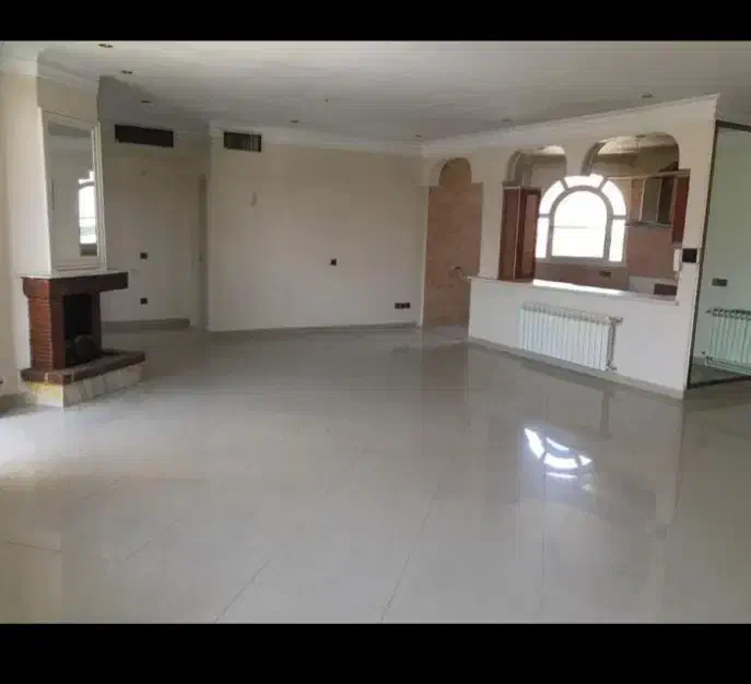 قلهک - ۱۳۵ متر -۳ خواب - رهن کامل و قابل تبدیل