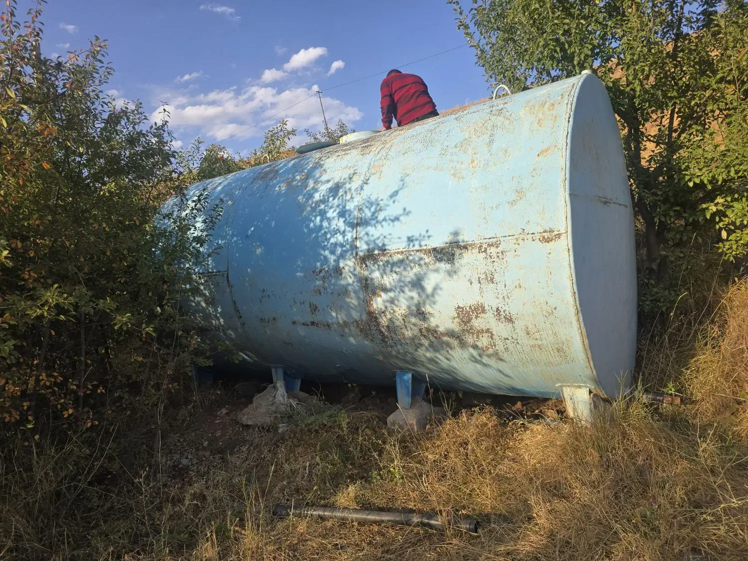 تانکر ۲۴۰۰۰لیتری|مصالح و تجهیزات ساختمان|اهر, |دیوار