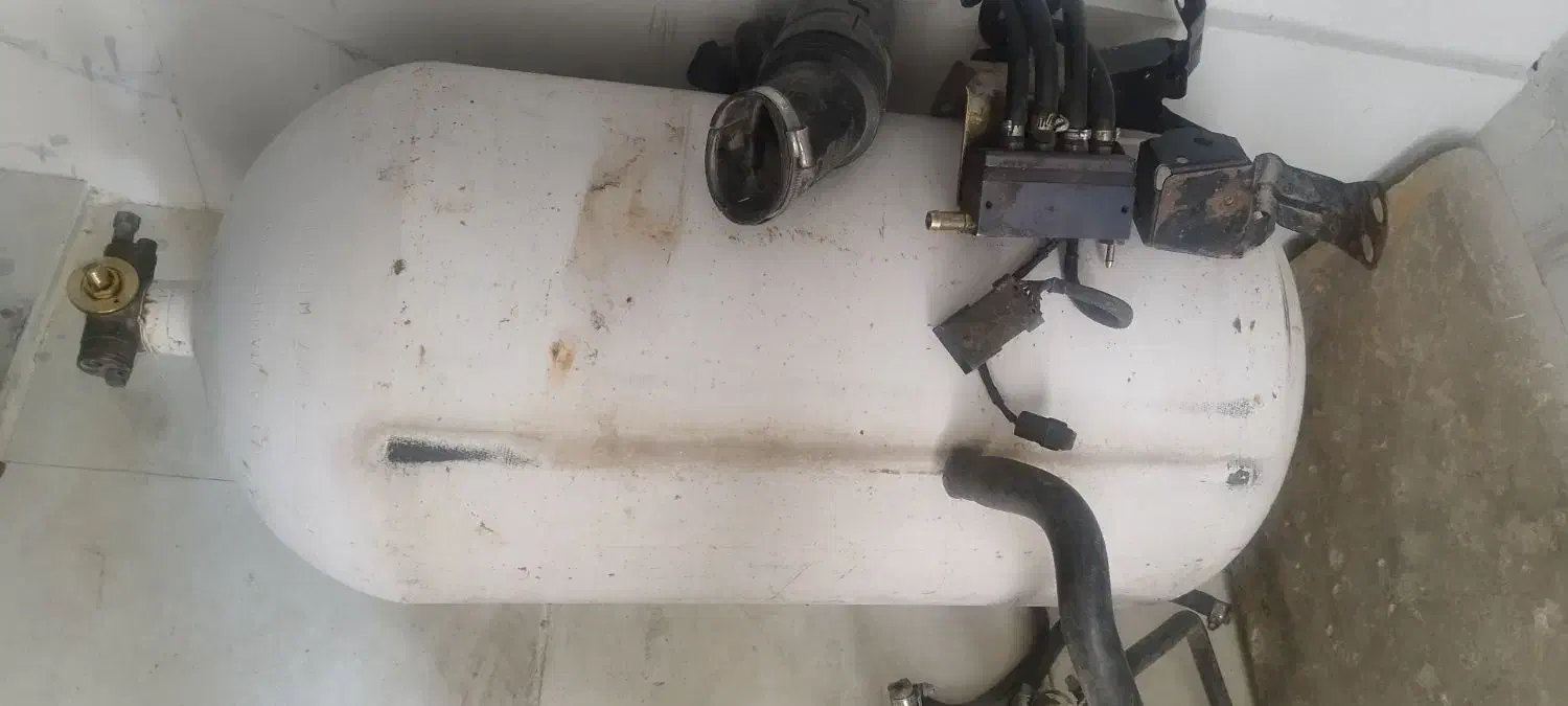 مخزن گازکارخونه فابریک پژو باکل لوازم|قطعات یدکی و لوازم جانبی|شیراز, پودنک|دیوار