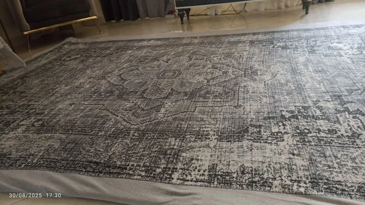 روفرشی شش متری|روفرشی|مشهد, هفت تیر (نه دره)|دیوار