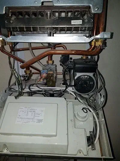 پکیج شوفاژ بخاری ابگرمکن نصاب تعمیرات سرویس کارنصب|آبگرمکن، پکیج، شوفاژ|مشهد, الهیه|دیوار