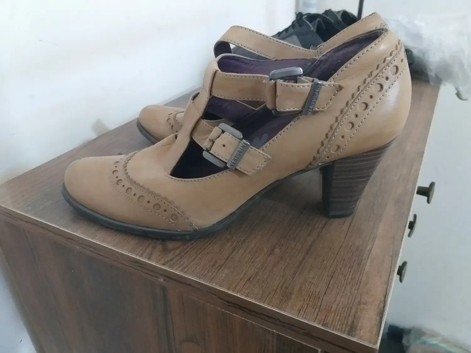 کفش چرم و نیم بوت زنانه|کیف، کفش، کمربند|خرم‌آباد, |دیوار