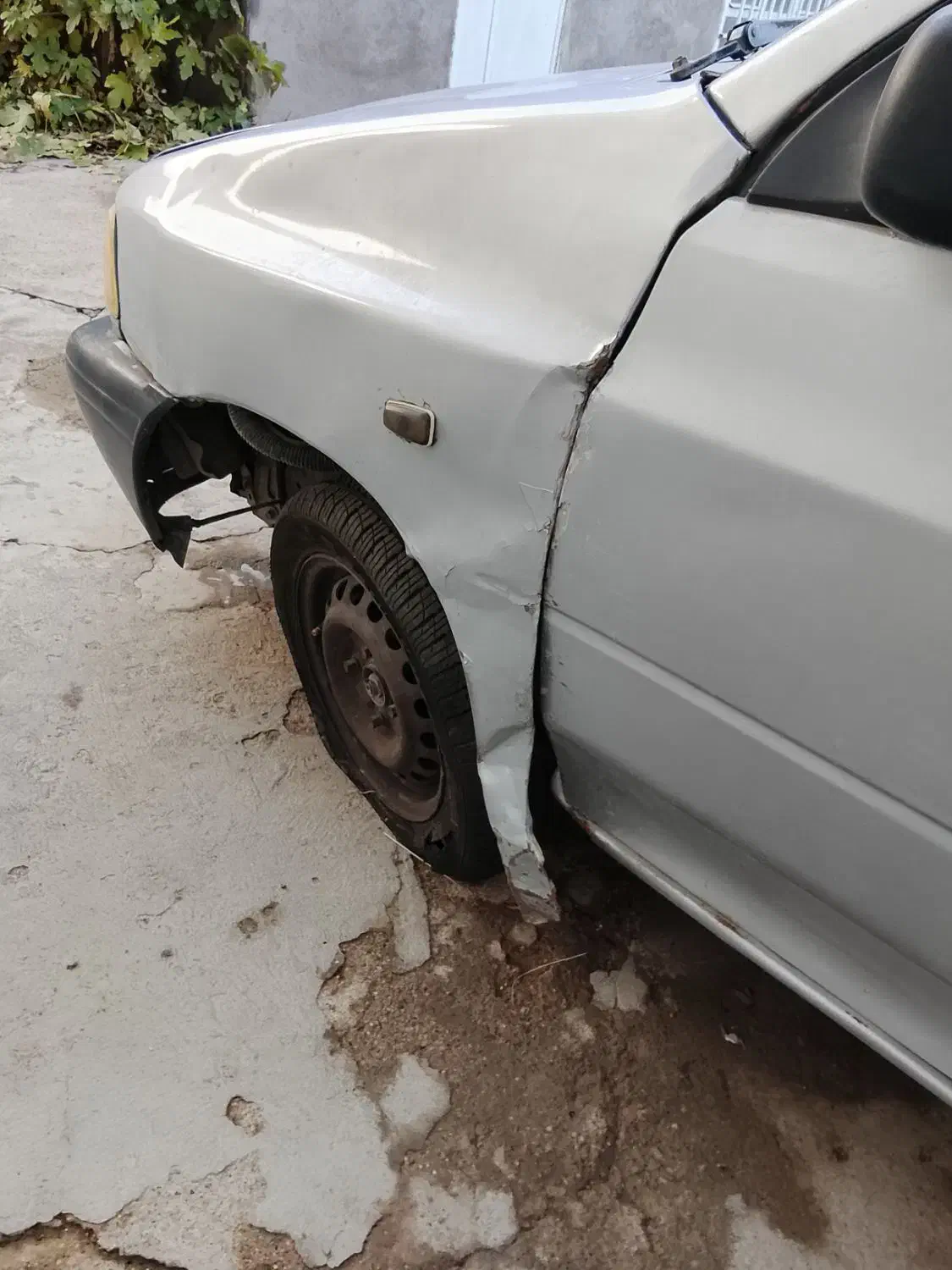 پراید مدل ۸۴ نقره ای|خودرو سواری و وانت|شاهین دژ, |دیوار