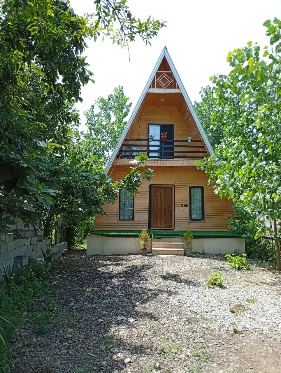 کلبه سوئیسی|اجارهٔ کوتاه‌مدت ویلا و باغ|ماسال, |دیوار