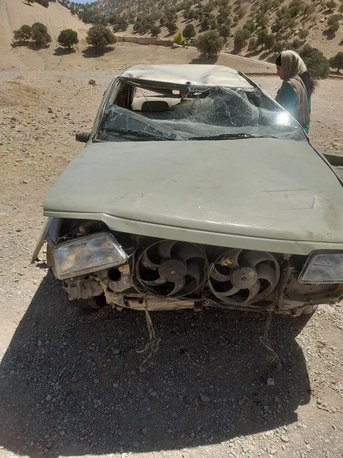 فروش پژو۴۰۵ تصادفی|خودرو سواری و وانت|آبدانان, |دیوار