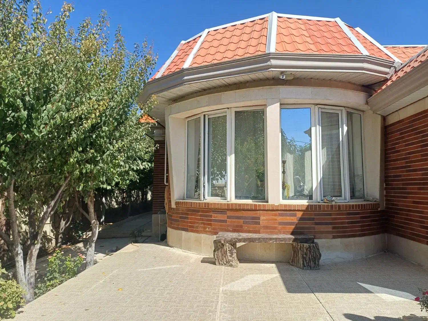 زمین باغی با تمام متراژ و انواع باغ فنس و دیوار|فروش خانه و ویلا|کرمانشاه, |دیوار