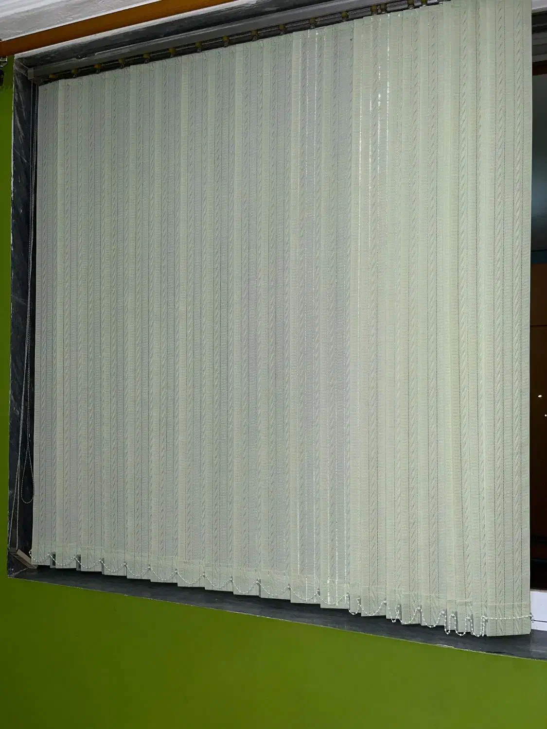 ۲ عدد پرده لوردراپه کرکره ای عمودی با میله|پرده، رانر، رومیزی|بندر انزلی, آذربایجان|دیوار