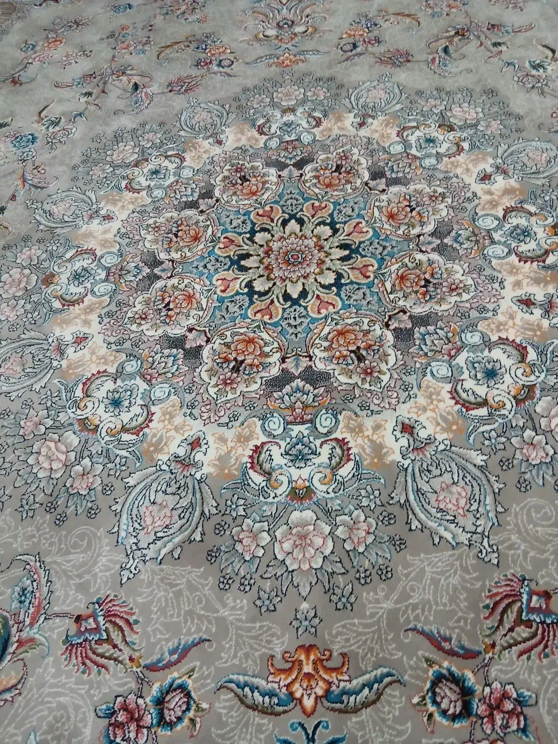 فرش نو ۲ ماهه خریداری شده|فرش|زنجان, |دیوار